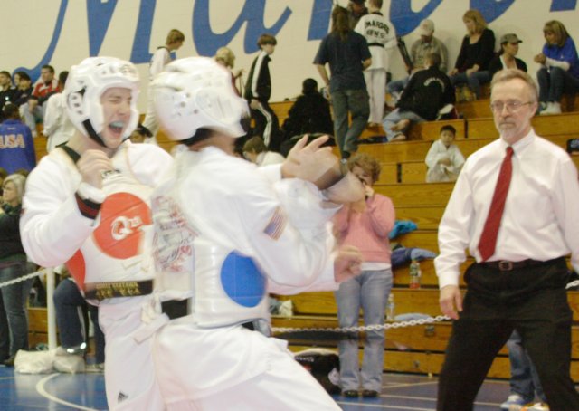 _f_tkd_89a.jpg